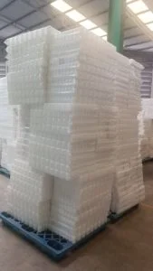 รับผลิตถุงพลาสติก HDPE สำหรับใช้เป็นถุงพลาสติก บรรจุชิ้นงาน ในโรงงานผลิตขวดพลาสติก PET เพื่อให้ง่ายต่อการนับจำนวนและจัดเรียงบนพาเลท