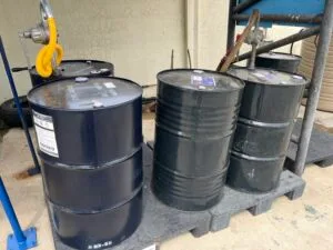Solvent 631 สำหรับเป็นทำละลายในงานอุตสหกรรมที่เกี่ยวข้องกับการพิมพ์หรืองานสีทุกรูปแบบ