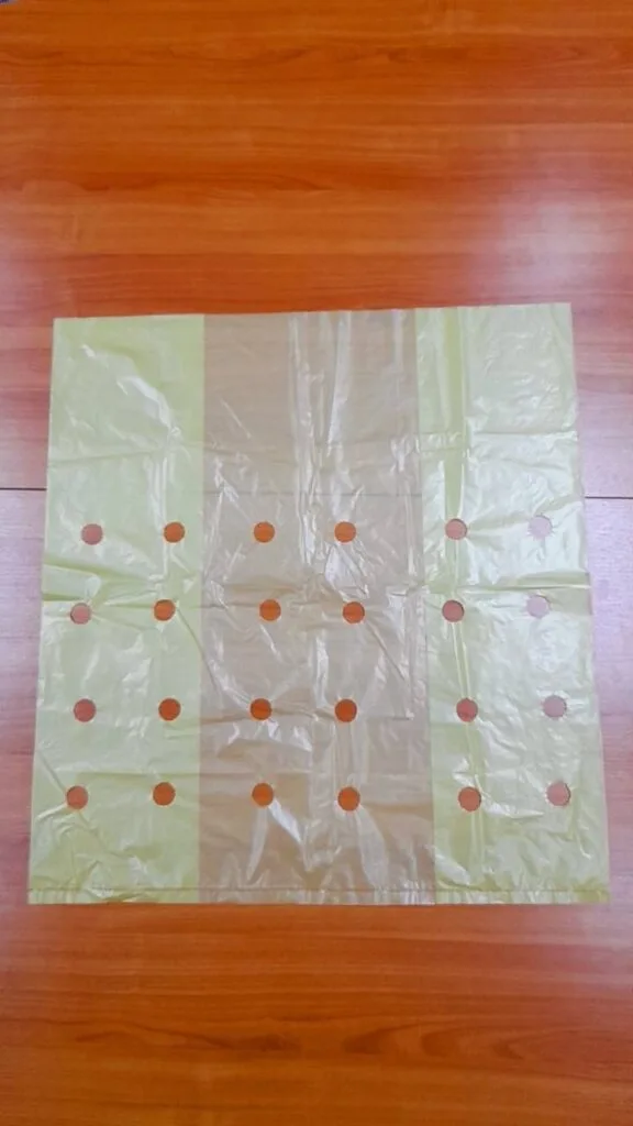 ถุงพลาสติกรองลังผลไม้เจาะรู ถุงพลาสติกเนื้อ HDPE สีเหลือง เจาะรูระบายอากาศ สำหรับรองในลังบรรจุผลไม้