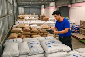 คลังจัดเก็บวัตถุดิบ